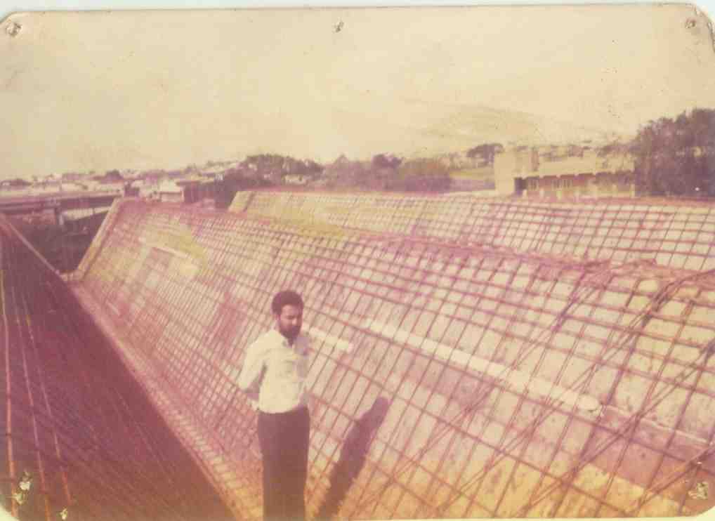 Standing in folded plate